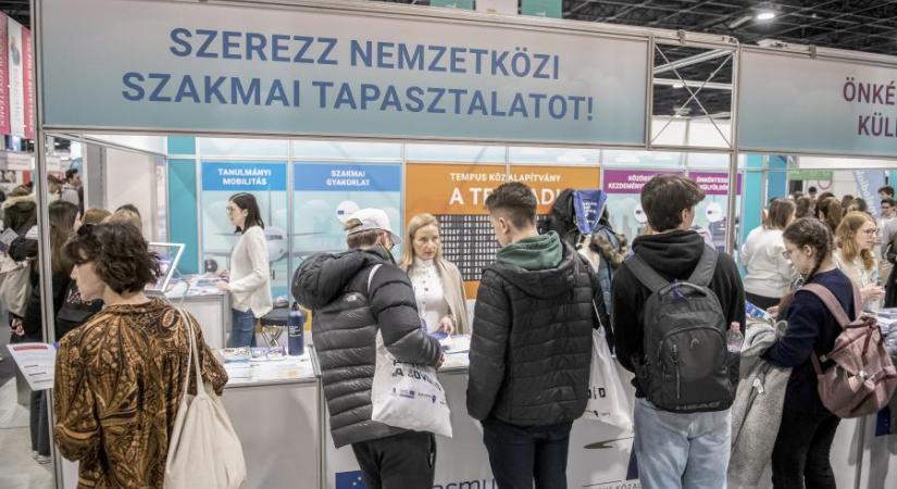 Erasmus-ügy: számkivetettek lettek a magyar kutatók, már nem szívesen működnek együtt velük európai programokban