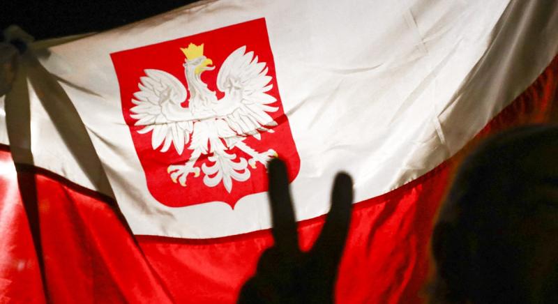 A lengyelek is megkaphatják a nyakukba az EBESZ-t – aggódik az EP az őszi választások tisztasága miatt