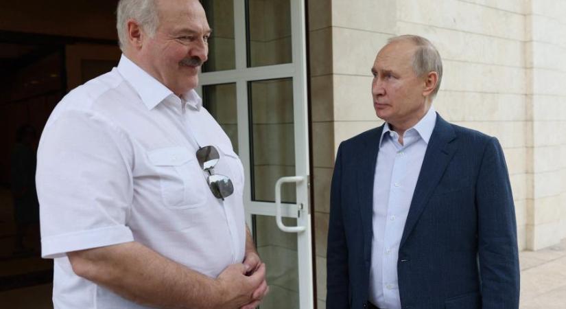 Putyin közölte, hogy mikor kezdik el telepíteni Belaruszban az atomfegyvereket