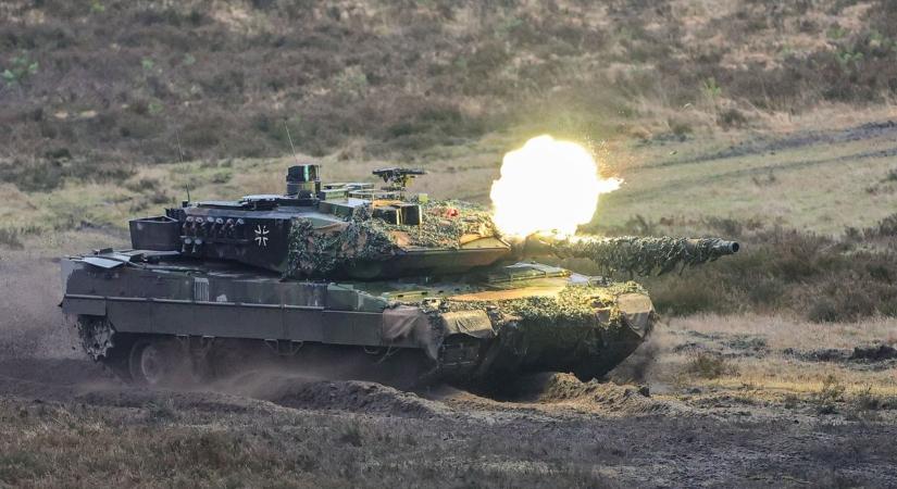 Sorra veszítik el a nyugati tankokat az ukránok – felvételek a frontról