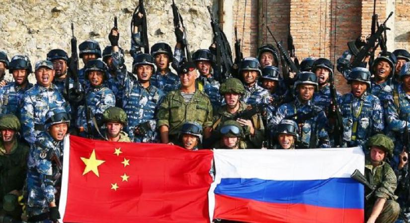 Ukrajnában dúl a háború, de az oroszok a kínaiakkal közös hadgyakorlatra mennek