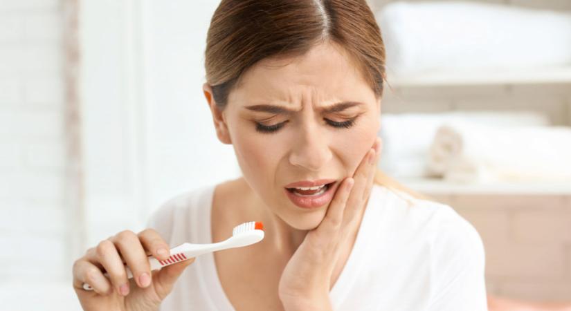 Kínzó fogfájás - Mit tehetsz otthon, és mikor kell orvoshoz fordulni?