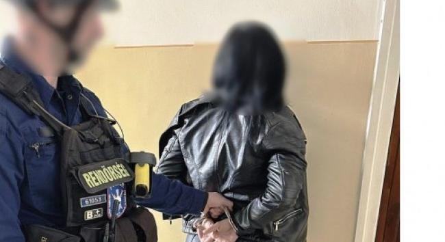 Sokba került a szex a debreceni kamionsofőrnek
