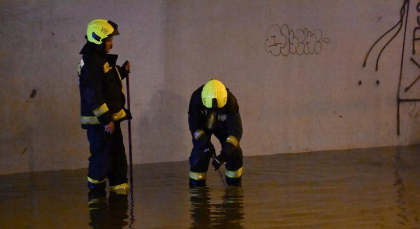 Áprilisban lejárt a tűzoltók élet- és balesetbiztosítása, de a Belügyminisztérium nem köt újat