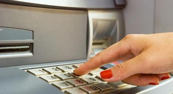 Nem bízunk még teljesen a pénzbefizető ATM-ekben