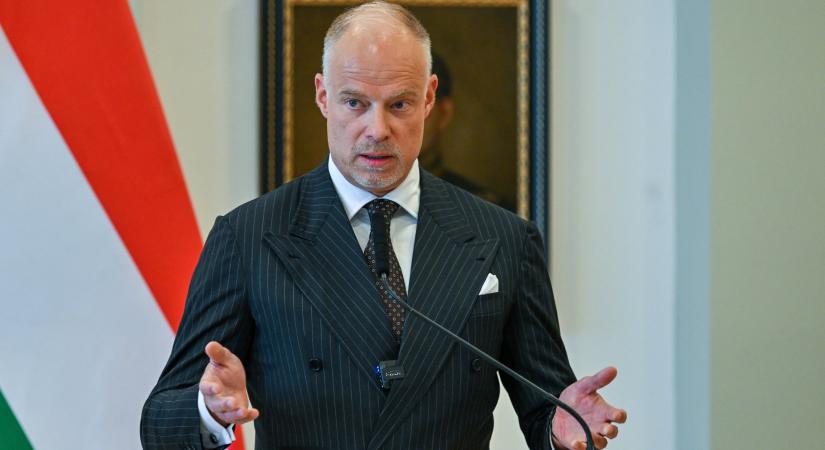 A kormány szerint elképzelhetetlen, hogy sportoló nemzetté váljunk nyomtatott Nemzeti Sport nélkül