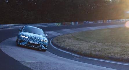 A Nürburgringen köröztek a Hyundai legújabb sportmodelljével, az IONIQ 5 N-nel