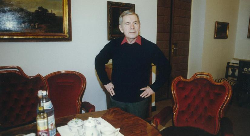 Torgyán követelte Horn Gyula lemondását, majd az adás végén odasúgta neki: Gyuszikám, este akkor átjössz kártyázni?