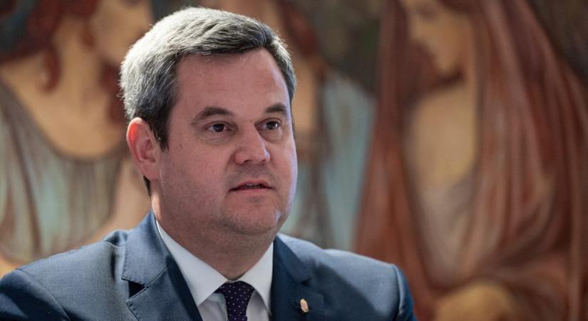Az államtitkár elmondta, miért van szükség a CT- és MR-vizsgálatok államosítására