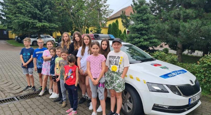 A közösségi média veszélyeire is felhívták a szécsényi táborozók figyelmét