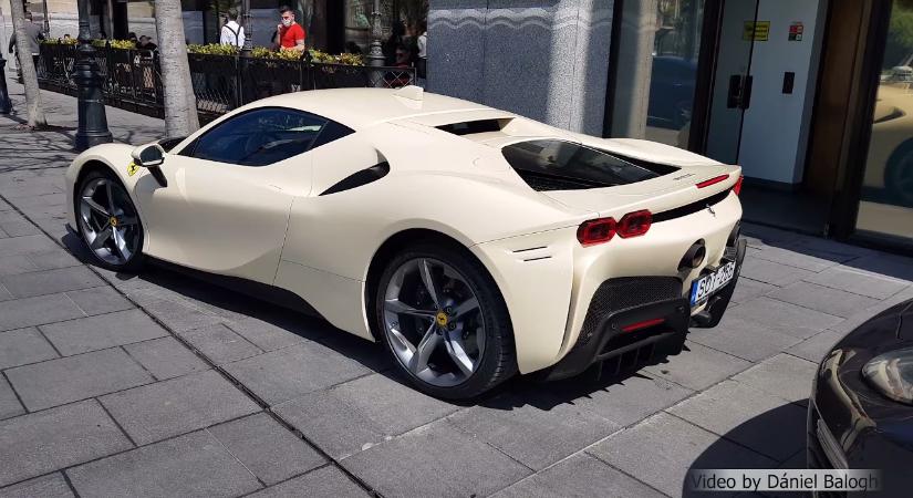 Ezt tudja Somlai Bálint 180 millióért eladó Ferrarija