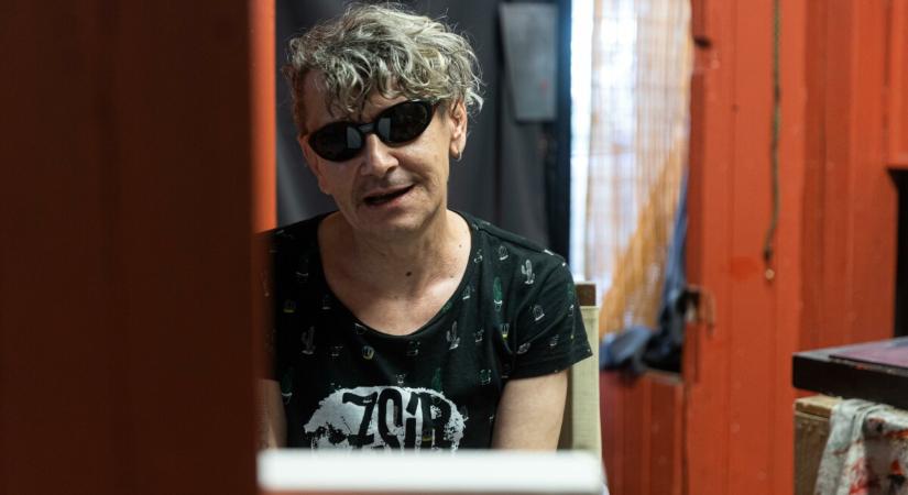 Műteremlátogatás Menyhárt Tamás Menyus képzőművésznél