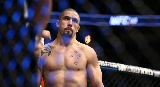 'Még idén visszatérek!' - Robert Whittaker közleményt adott ki a DDP elleni veresége után