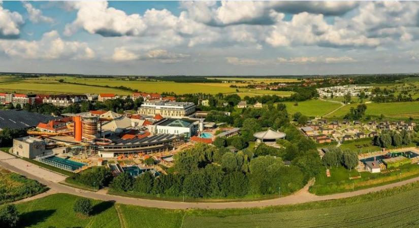 Prémium családi vendégházak, élményfürdővel – Sonnen Thermen Chalets****