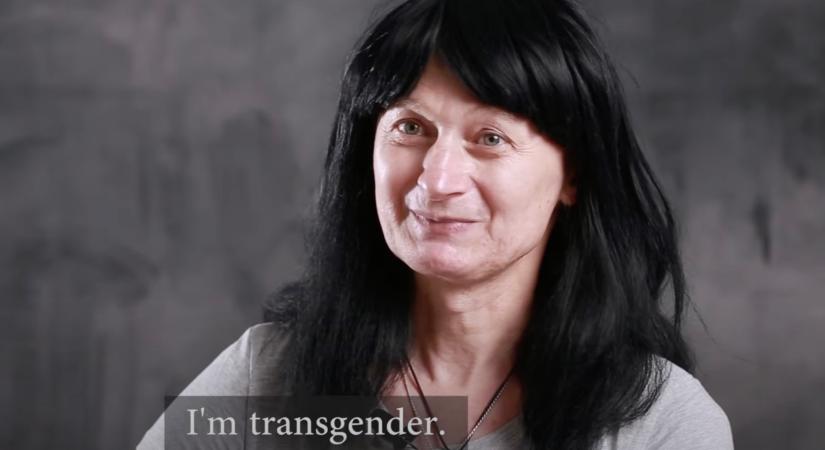 Bezárják a kiskaput: a transzneműek nem használhatják ki a Nők 40-et