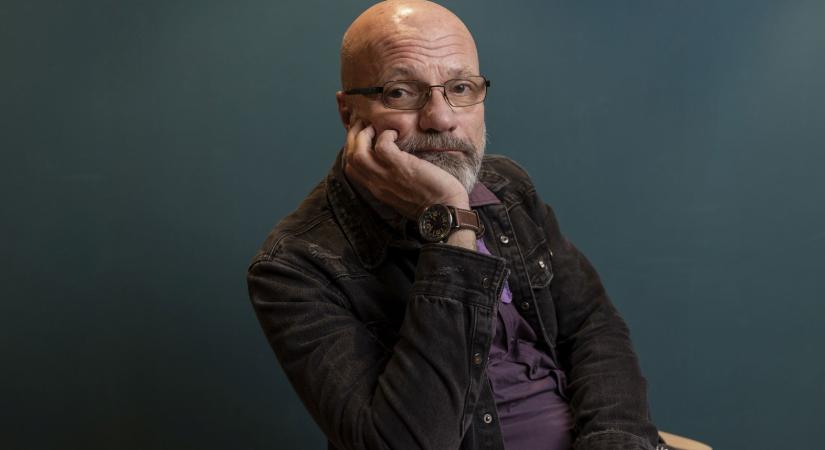Zacher Gábor: Az olyan majmok tartják egyben a rendszert, mint én