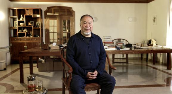 Ai Weiwei: Ragaszkodom az emlékekhez, hogy sose felejtsem el, mit éltem át [Filmpremier]