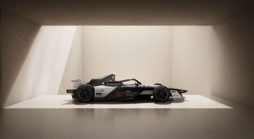 Innováció a versenypályáról – Jaguar I-TYPE 6