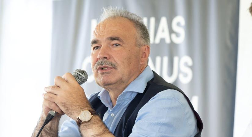 A borászok felmentést kaptak, marad a borosüvegek régi termékdíja