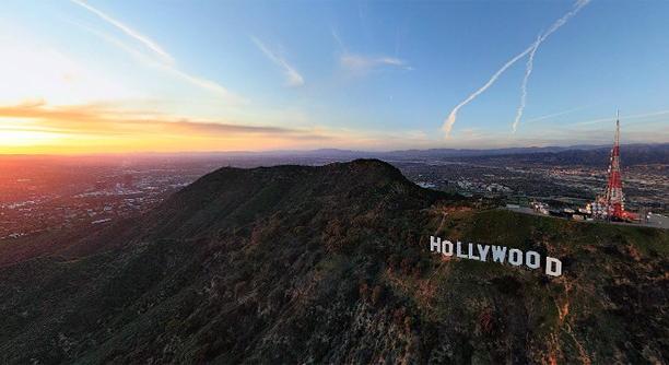 Hollywood meghatározatlan időre bezárt