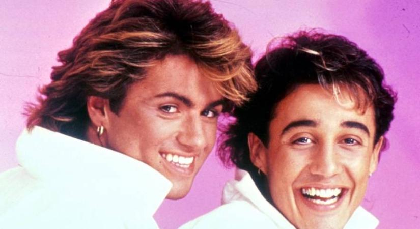 Ő volt George Michael zenésztársa a Wham! együttesben: rá sem ismerni a a 60 éves Andrew Ridgeley-re