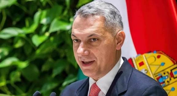 Lázár Jánosnak nagyon nem tetszik, hogy az Alkotmánybíróság elkaszálta az építési törvényét