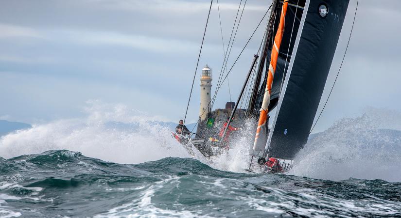 Kemény időjárás várható a ma délután rajtoló 50. Rolex Fastnet Race-en