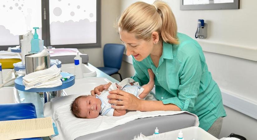 Kórházi főigazgatóság: Nincs tömeges elvándorlás a védőnők körében