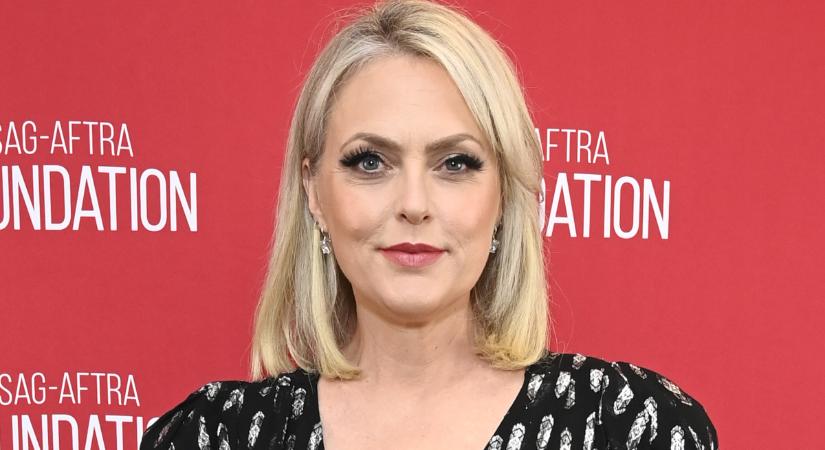 Emlékszel az Apád-anyád idejöjjön! szőke sztárjára? – Az 52 éves Elaine Hendrix ilyen sikkesen öltözködik