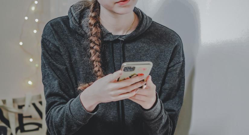 A brit fiataloknál is a Tiktok a legnépszerűbb hírforrás