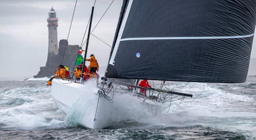 50. Rolex Fastnet Race – Rekorddöntések, sokan feladták, egy hajó elsüllyedt és rengetegen imádják a menetet
