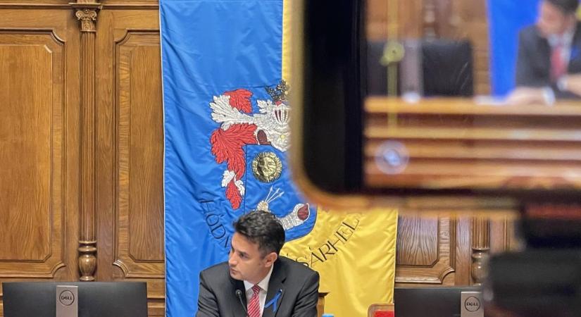 Holnap rendkívüli közgyűlés