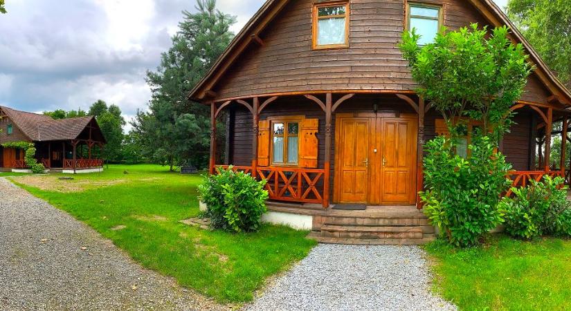 Mesebeli nyugalom Nyárádszentlászlón – A Pásztortűz Panzió