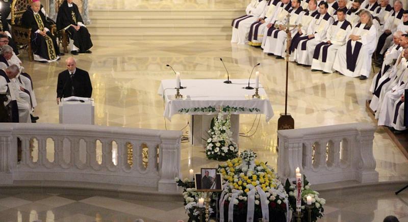 Leányfalusi Vilmost a gyászmisén méltatta, pályáját ismertette tanítványa, barátja, Kiss István