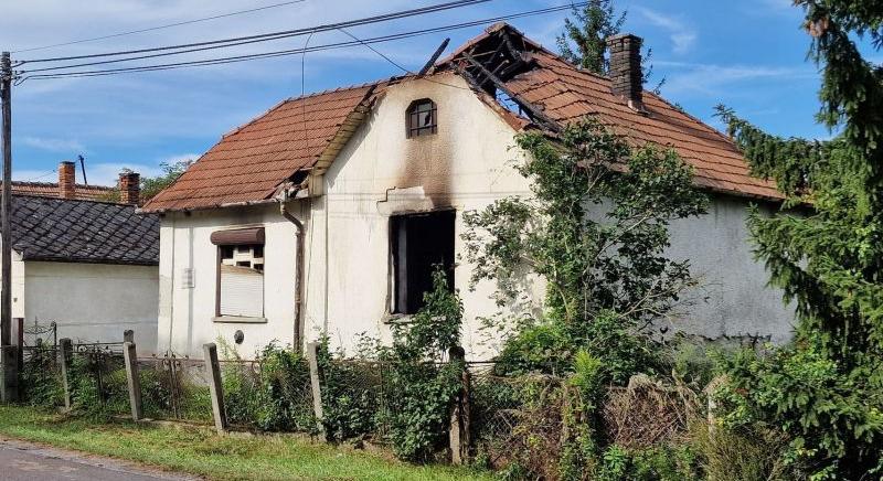 Tűzeset és holttest Balatonban