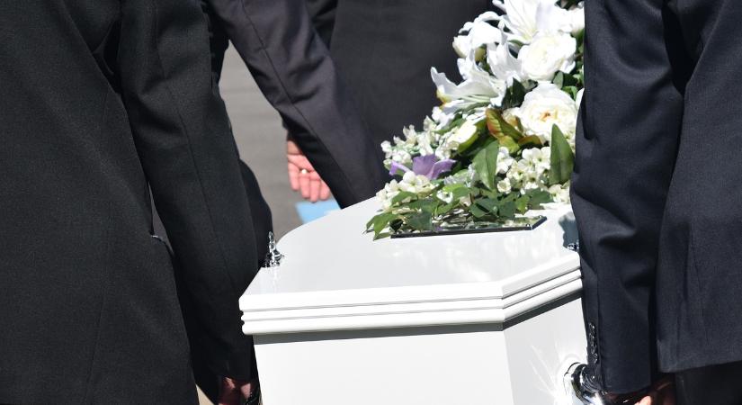 Az aradi közegészségügy vizsgálja a hét hónapos kisbaba halálának körülményeit