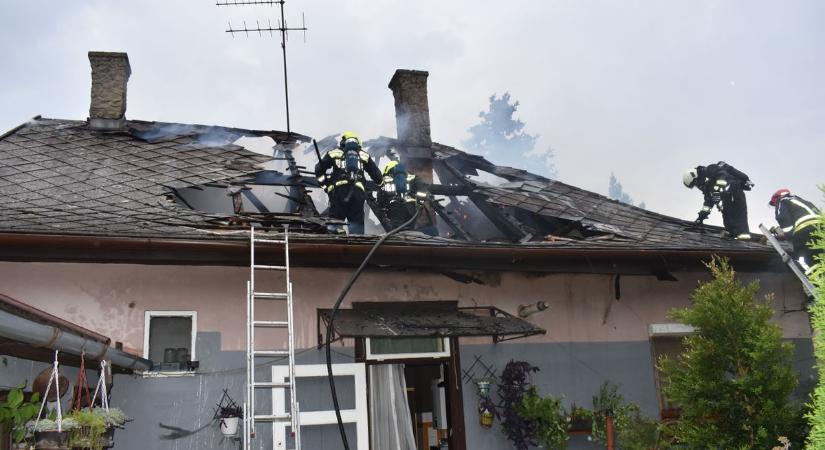 Szabadnapjukon is lobog a hivatás lángja a tűzoltóknak