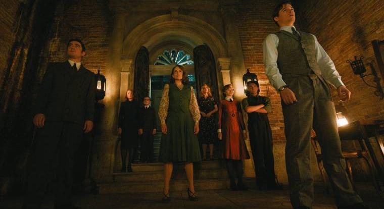 Magyar szinkronnal lúdbőröztet a misztikus Poirot-thriller új előzetese