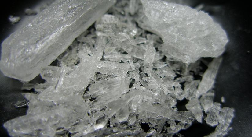 110 kg dinamitot találtak egy mexikói drogkartell metamfetamin-laborjában