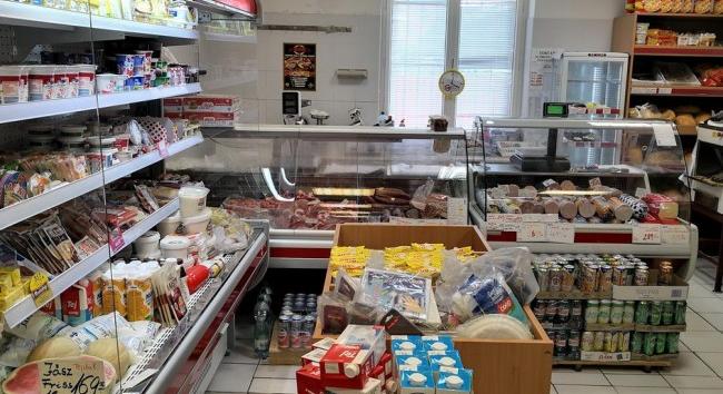 Falusi kisboltok: több mint 2700 üzlet igényelt támogatást