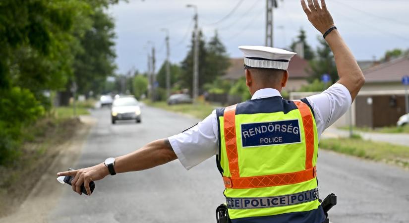 Autósok, figyelem! Hétfőtől egyhetes országos razziát tart a rendőrség