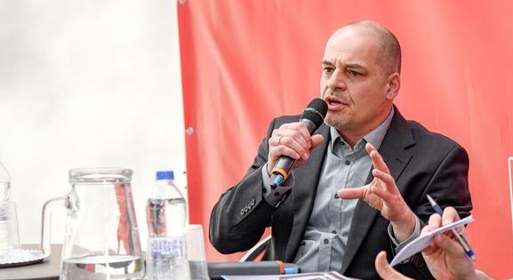 "Pintér Sándor újabb erőfitogtatása szakrendelések további megszűnéséhez vezethet"
