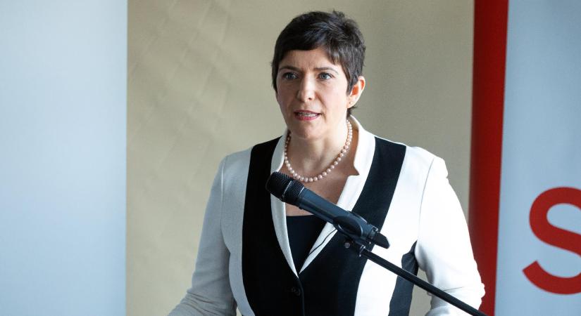 Dobrev: Az ellenzéki populizmus a Fidesznek kedvez