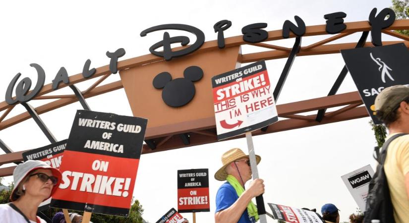 Hiába sztrájkol fél Hollywood, a Disney arra keres embereket, hogyan spóroljon a mesterséges intelligencia segítségével