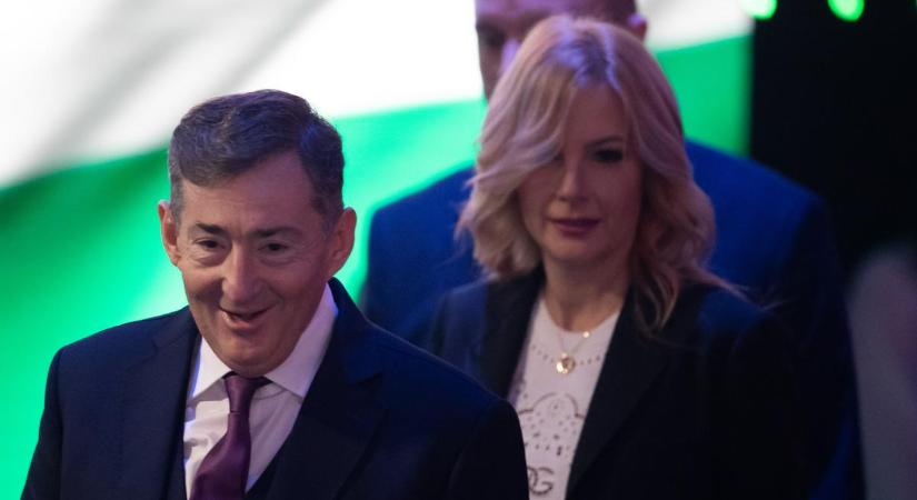 Kiderült, melyik cégé a jacht, amelyen lefotózták Mészáros Lőrincet Várkonyi Andreával - nem fog meglepődni