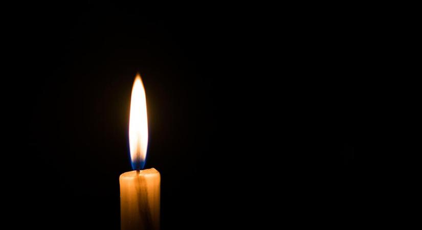 A barátai nem voltak meglepődve – Öngyilkos lett a nő, akinek holttestét megtaláták az Ozora Fesztiválon: borzalmas, hogyan vetett véget életének