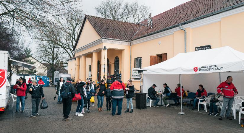 Number of Ukrainian refugees granted temporary protection in Hungary remarkably low