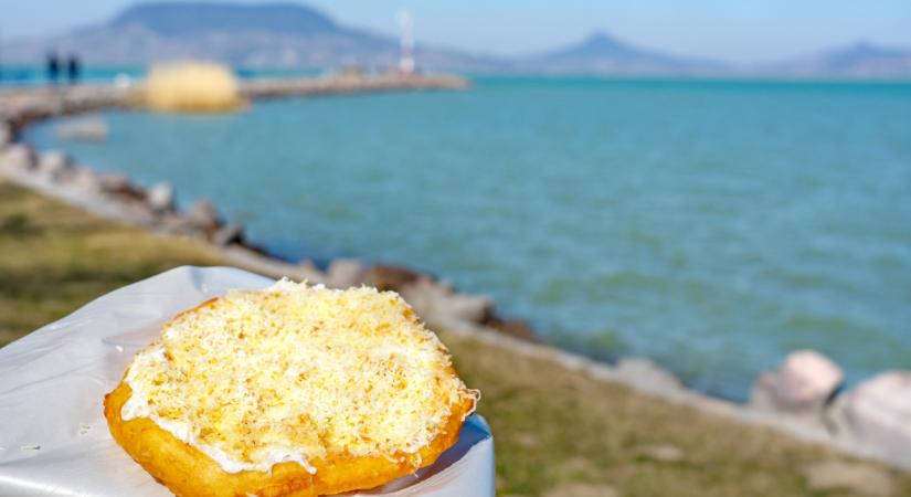 Itt a bejelentés: hínáros lángossal, algás jégkásával jön a Balatorium menü
