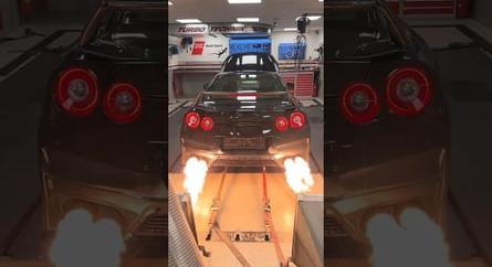 Tesztpadon szabadult el egy brutálisan erős Nissan GT-R
