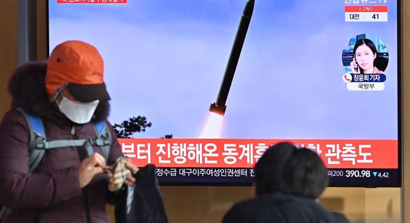 Észak-Korea a szankciókat kijátszva idén folytatta atomfegyverei fejlesztését